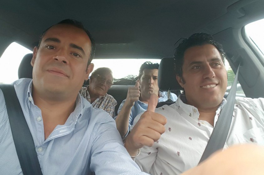 Marisme&ntilde;os de viaje para dar un concierto